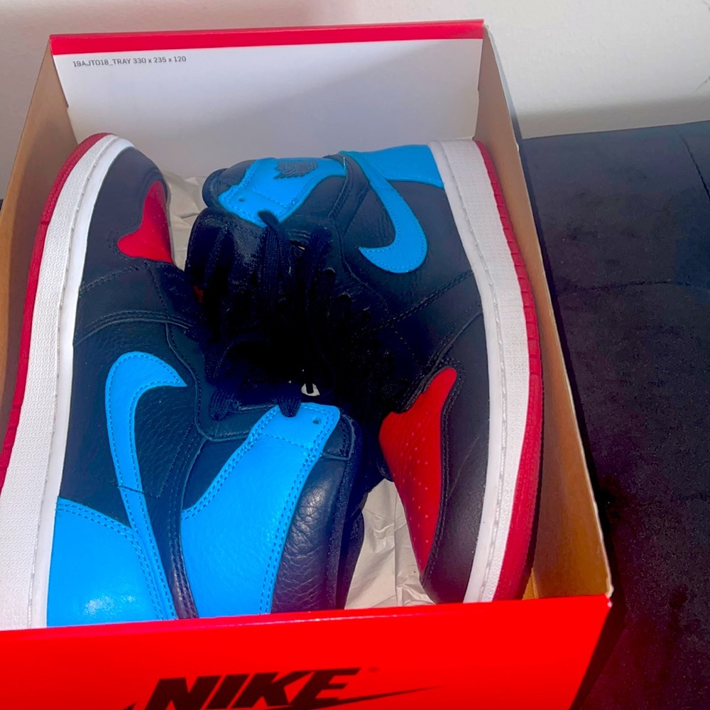 Women’s Air Jordan 1s High OG size 10